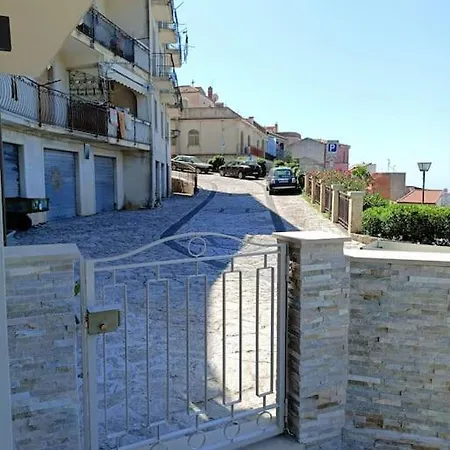 Stanza Mylai Etna View *